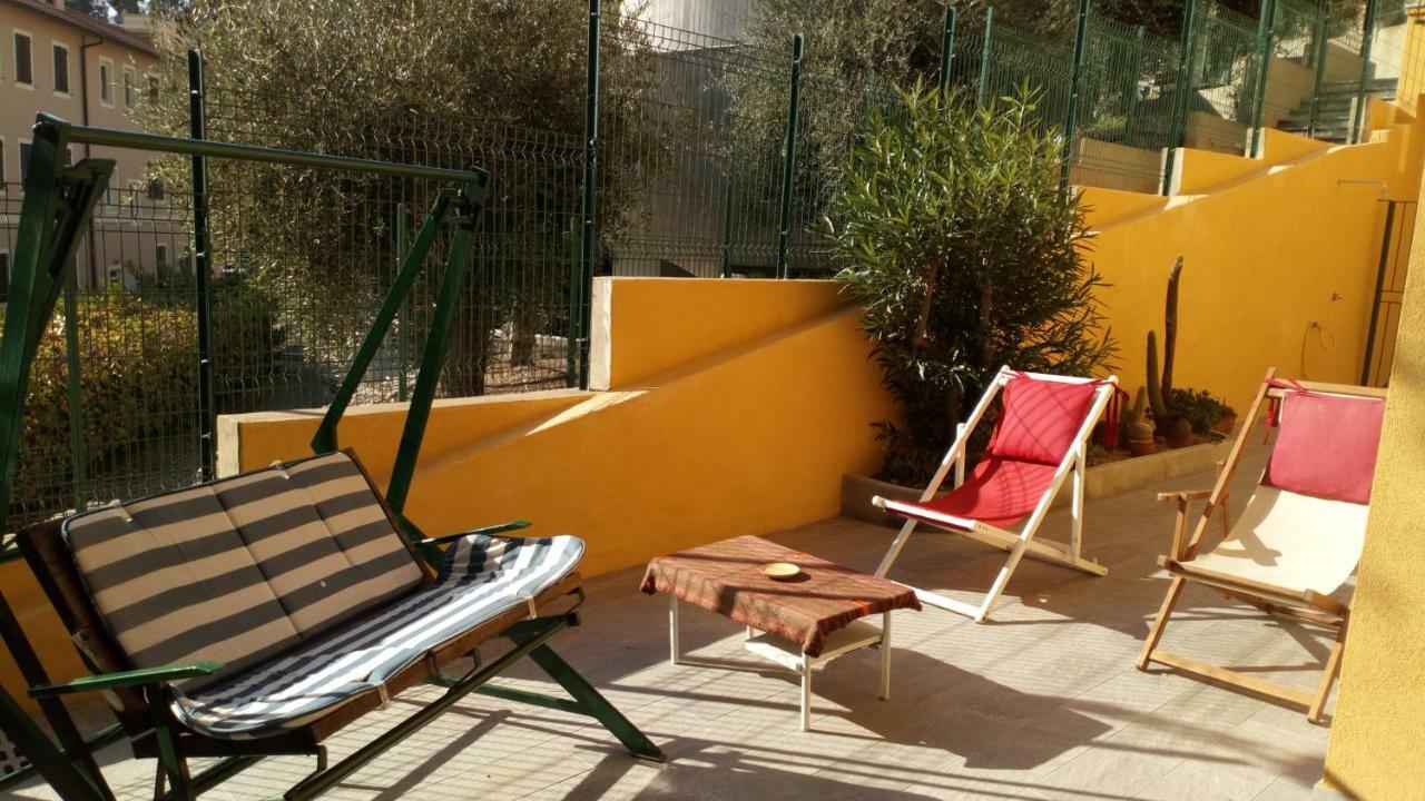 Appartement Casa Di Claude Con Posto Auto à Finale Ligure Extérieur photo