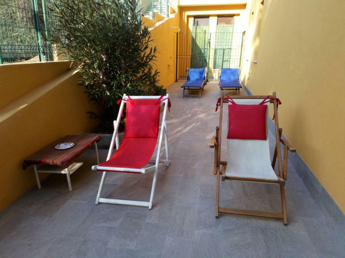 Appartement Casa Di Claude Con Posto Auto à Finale Ligure Extérieur photo